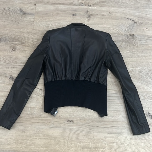 GIULIANA TESO DESIGNER LEATHER JACKET. SIZE 40 which size small. - Picture 9 of 16